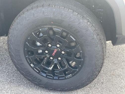 Dune 2026 GMC Canyon Elevation