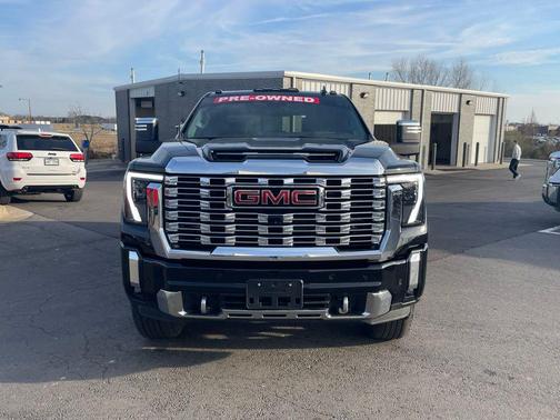 2024 GMC Sierra 2500 Denali