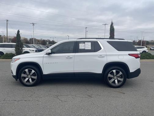 2020 Chevrolet Traverse LT Leather