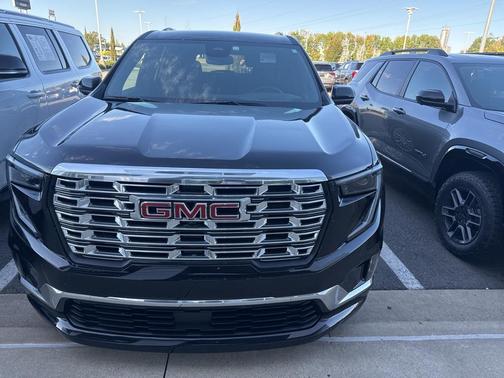 2025 GMC Acadia Denali