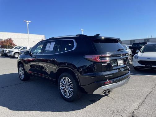 2025 GMC Acadia Denali