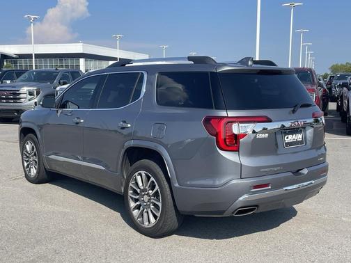 2022 GMC Acadia Denali