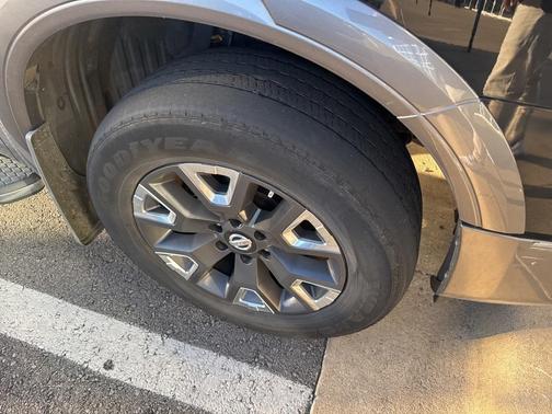 2021 Nissan Titan Platinum Reserve