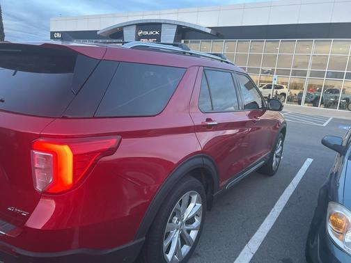 2022 Ford Explorer Platinum