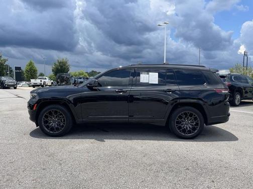 2023 Jeep Grand Cherokee L Summit