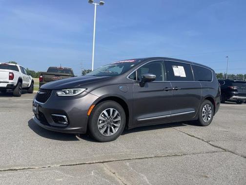 2022 Chrysler Pacifica Hybrid Limited