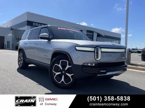 2024 Rivian R1S Adventure