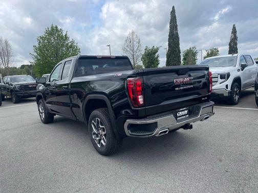 Onyx Black 2026 GMC Sierra 1500 SLE