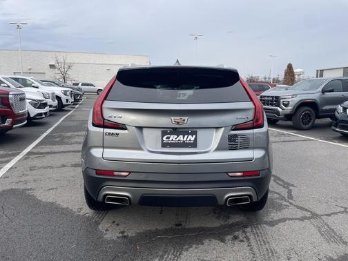 2023 Cadillac XT4 Premium Luxury