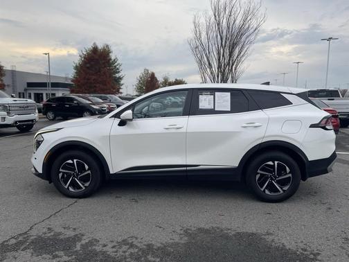 2023 Kia Sportage Hybrid LX