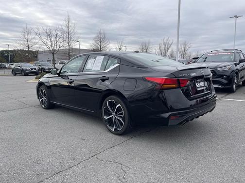 2024 Nissan Altima SR FWD