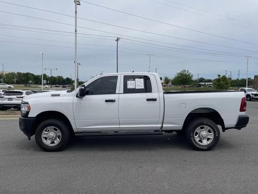 2023 RAM 2500 Tradesman Crew Cab 4x4 6'4' Box