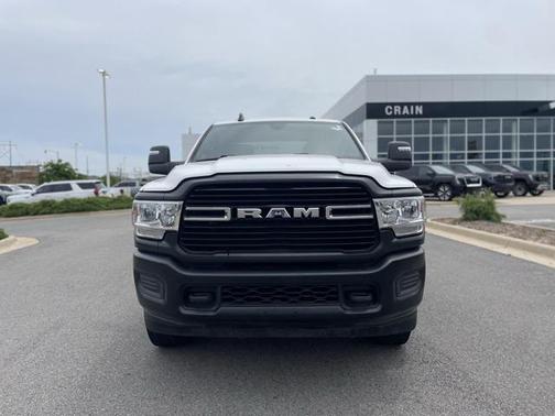 2023 RAM 2500 Tradesman Crew Cab 4x4 6'4' Box