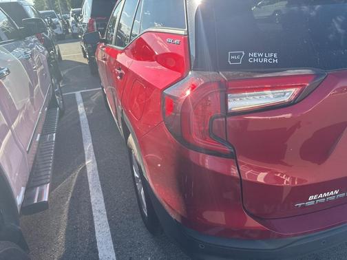 2022 GMC Terrain SLE