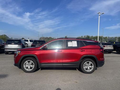 2022 GMC Terrain SLE