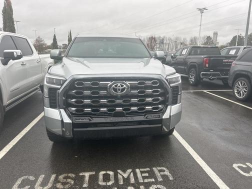 2023 Toyota Tundra Platinum