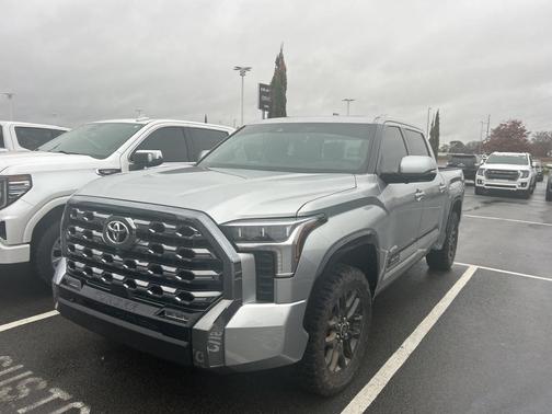 2023 Toyota Tundra Platinum