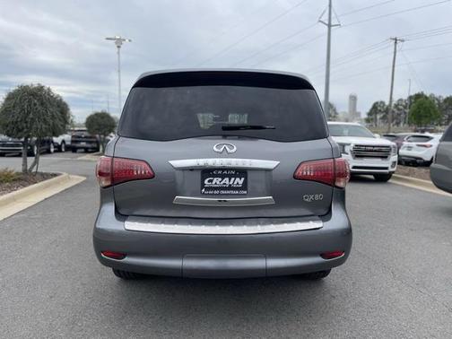 2017 INFINITI QX80 Base