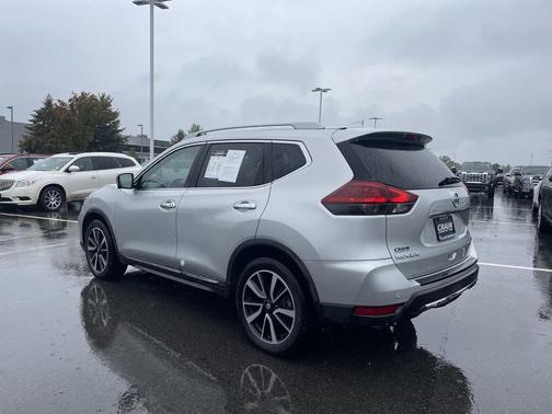 2020 Nissan Rogue SL