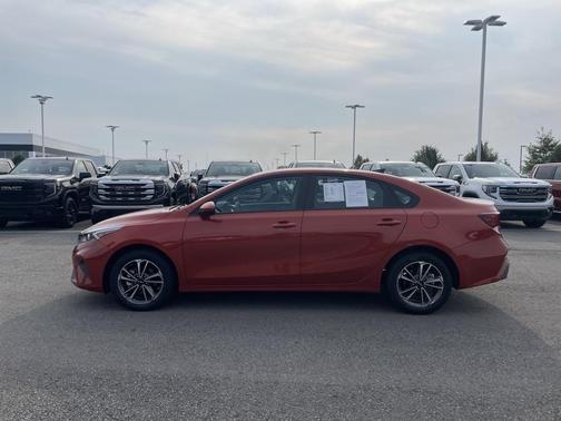 2024 Kia Forte LXS