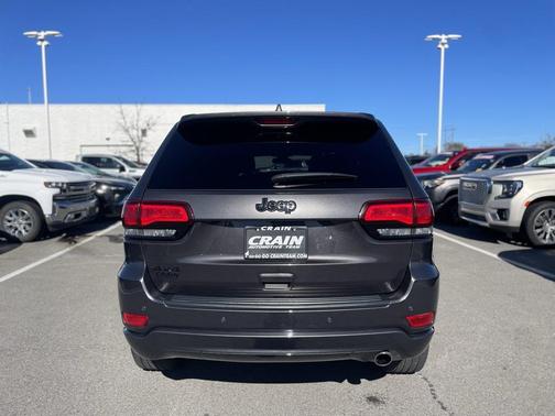 2021 Jeep Grand Cherokee Laredo