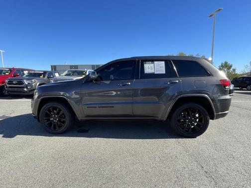 2021 Jeep Grand Cherokee Laredo