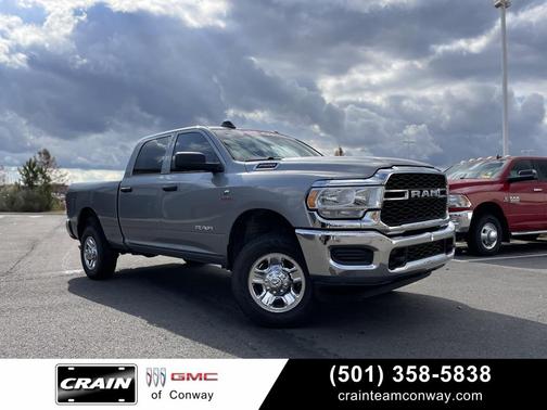 2022 RAM 2500 Tradesman Crew Cab 4x4 6'4' Box