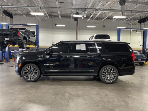 2025 GMC Yukon XL Denali Ultimate