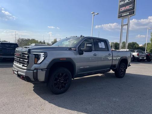 2024 GMC Sierra 2500 AT4