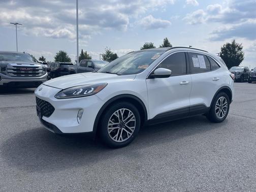 2021 Ford Escape SEL