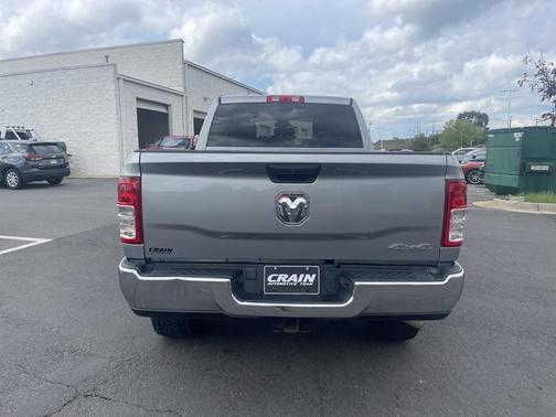 2021 RAM 2500 Tradesman Crew Cab 4x4 6'4' Box