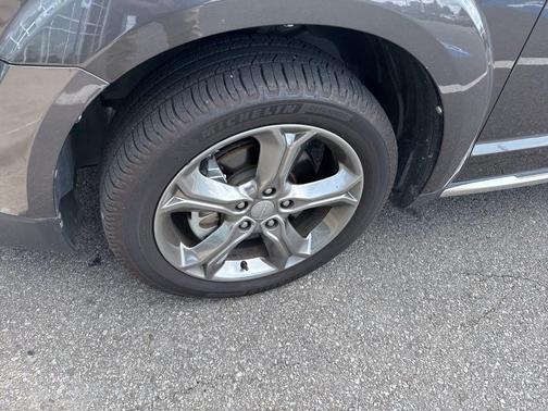 Granite Pearlcoat 2017 Dodge Journey Crossroad