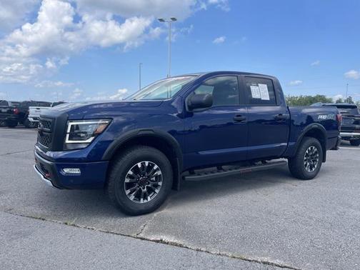 2024 Nissan Titan PRO-4X