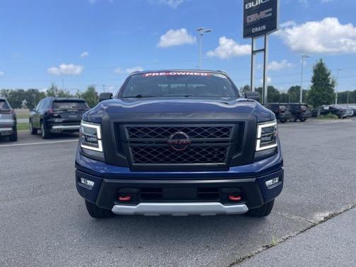 2024 Nissan Titan PRO-4X