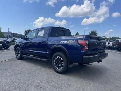 2024 Nissan Titan PRO-4X