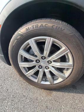 Crystal White Tri-Coat 2022 Cadillac XT4 Premium Luxury