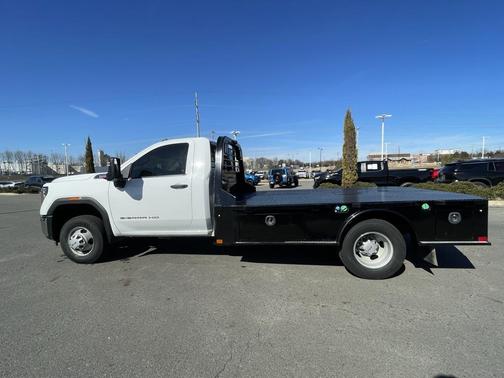 2024 GMC Sierra 3500 Base