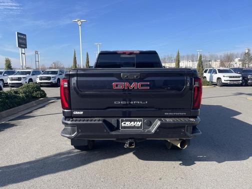 2024 GMC Sierra 2500 Denali