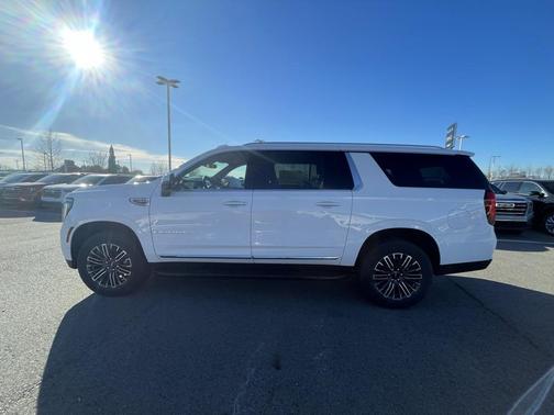 2026 GMC Yukon XL 4WD Elevation