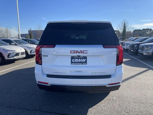 2026 GMC Yukon XL 4WD Elevation