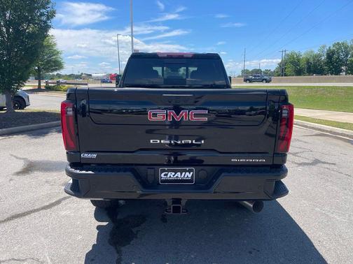 Onyx Black 2026 GMC Sierra 2500 Denali