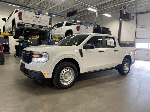 2024 Ford Maverick XL