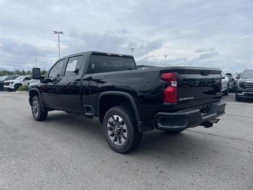 2024 Chevrolet Silverado 2500 Custom