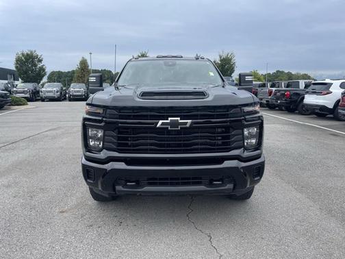 2024 Chevrolet Silverado 2500 Custom