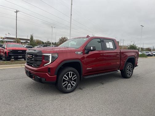 2025 GMC Sierra 1500 AT4