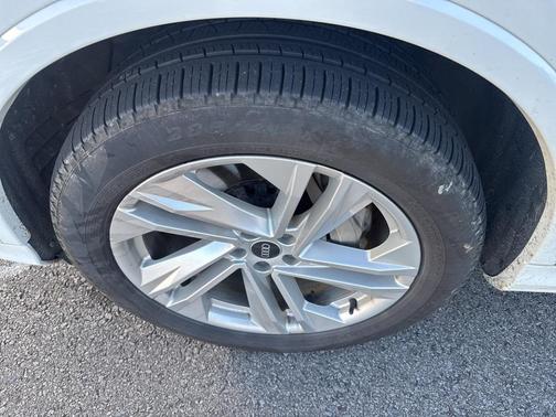2021 Audi Q7 55 Premium Plus