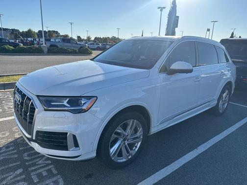 2021 Audi Q7 55 Premium Plus