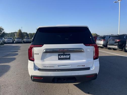 2021 GMC Yukon 4WD AT4