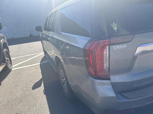 2024 GMC Yukon XL SLE