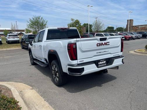 Glacier White Tricoat 2026 GMC Sierra 2500 Denali